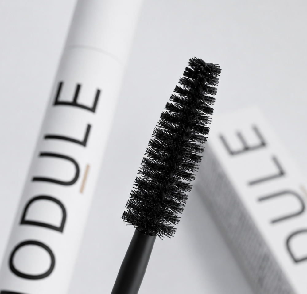 M01 | LENGTHENING & VOLUMISING MASCARA