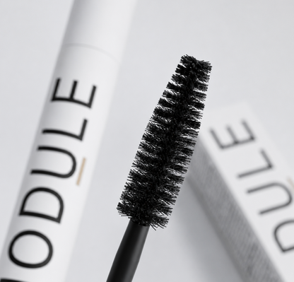 M01 | LENGTHENING & VOLUMISING MASCARA